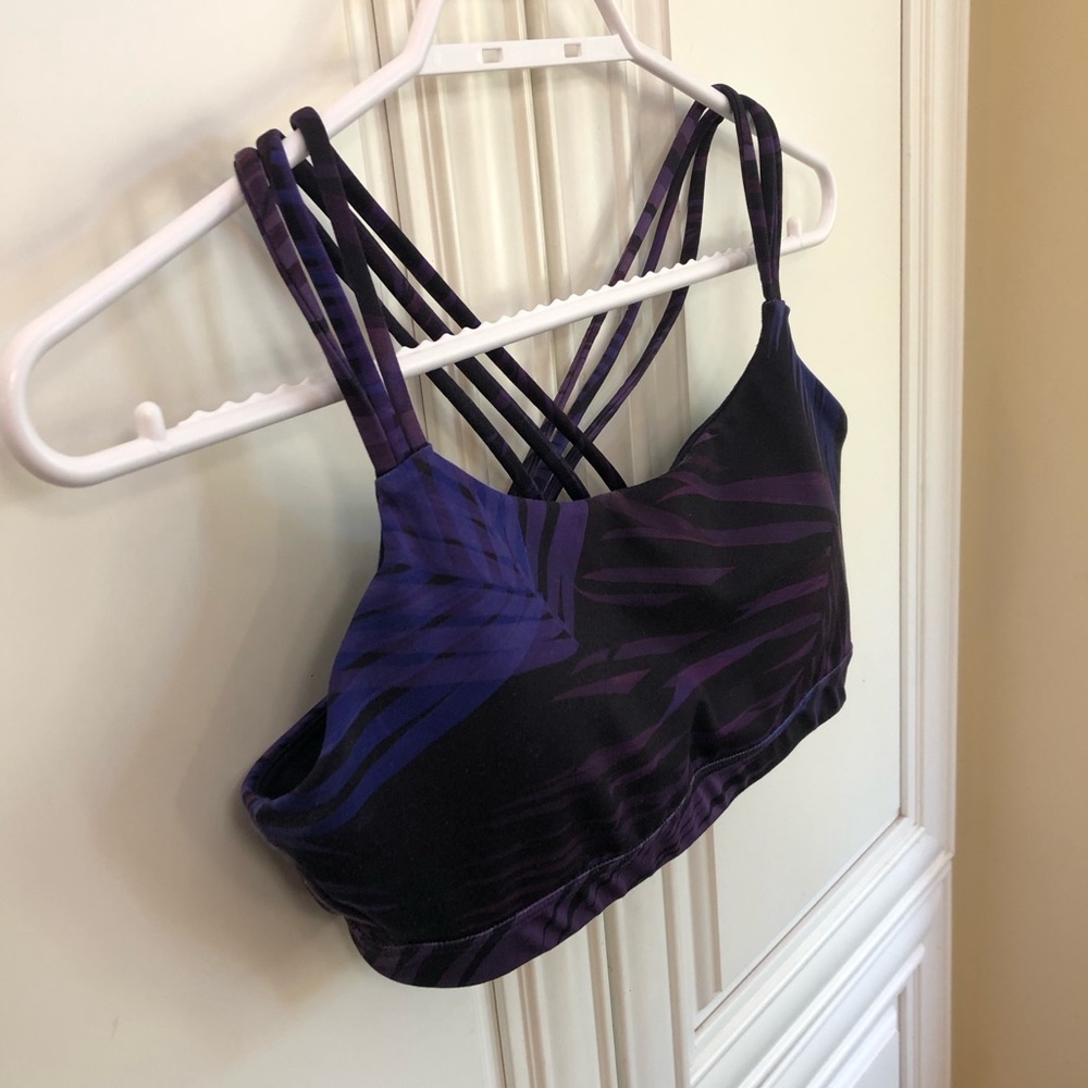 GAPFit women’s sports bra - Picture 3 of 7